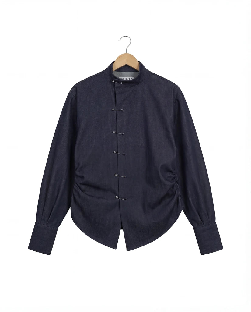 Camicia in denim con spille (Chōwa dark denim)