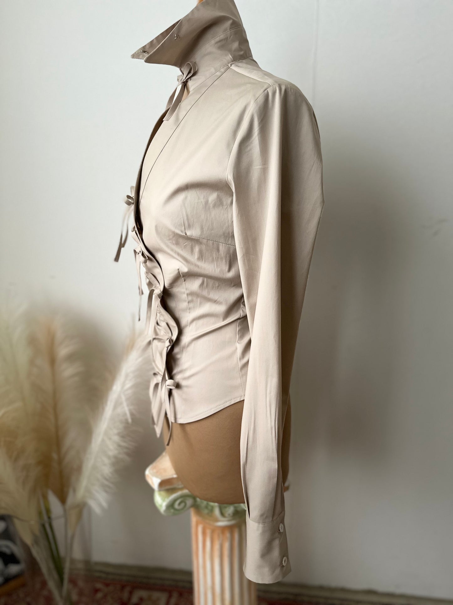 Camicia beige fiocchetto (fencingstyle)