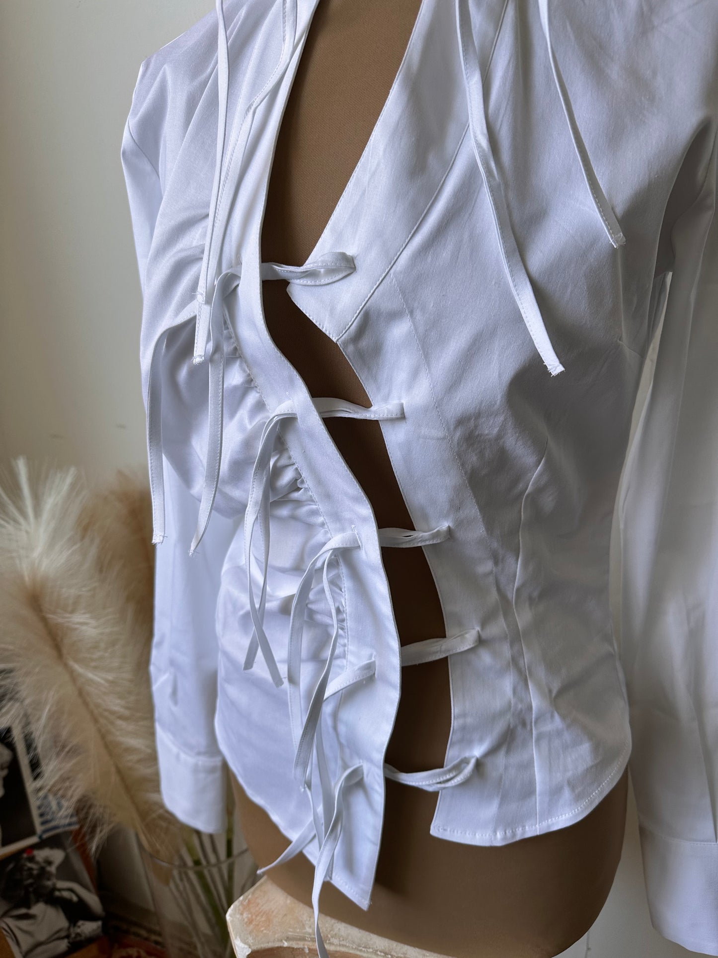 Camicia bianca fiocchetto (White Ele)