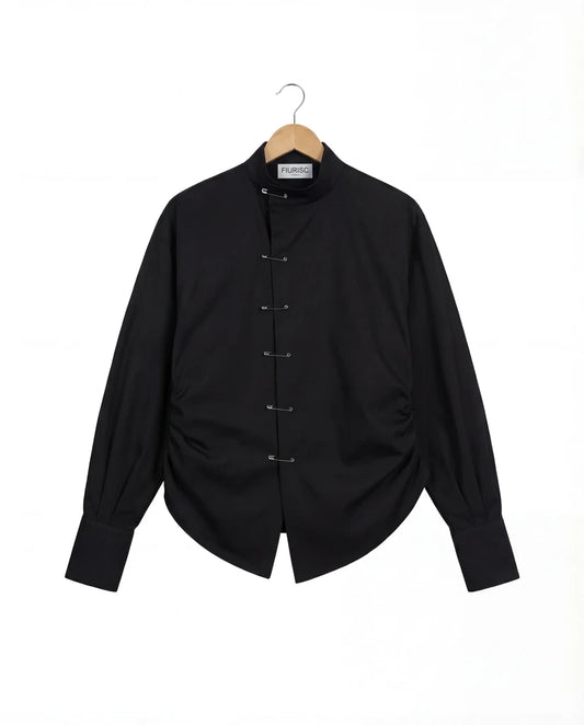 Camicia nera con spille (Chōwa)