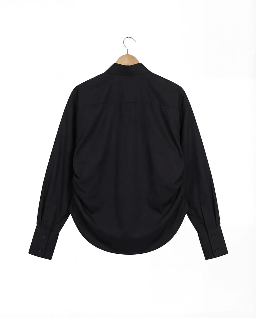 Camicia nera con spille (Chōwa)
