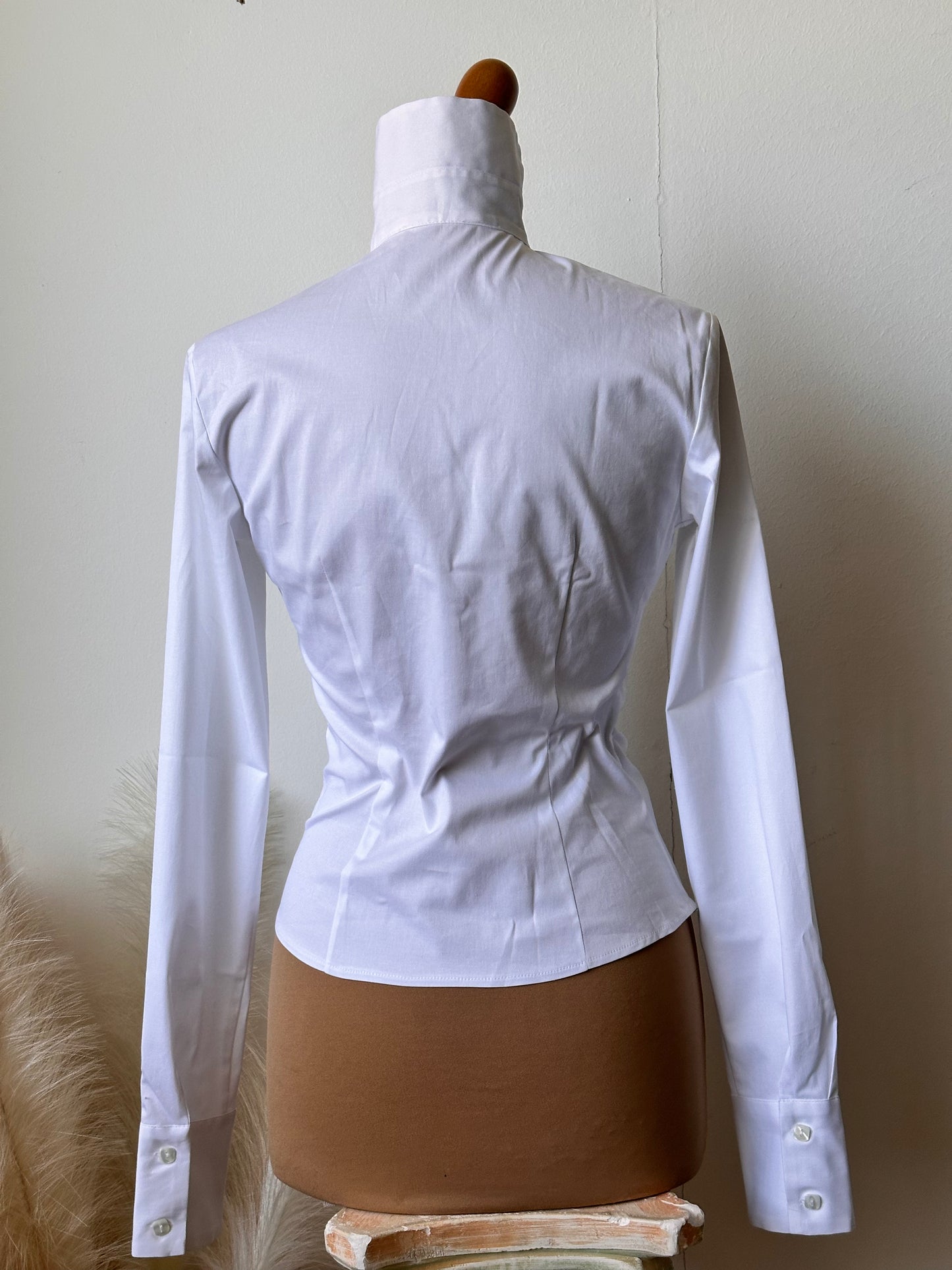 Camicia bianca fiocchetto (White Ele)